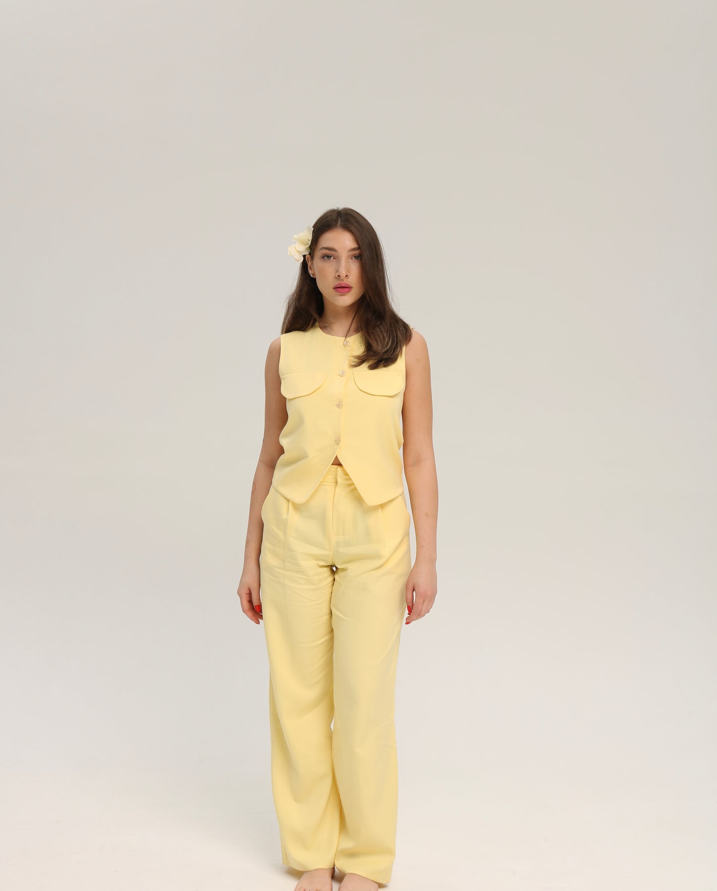 ყვითელი შარვალი/Yellow pants