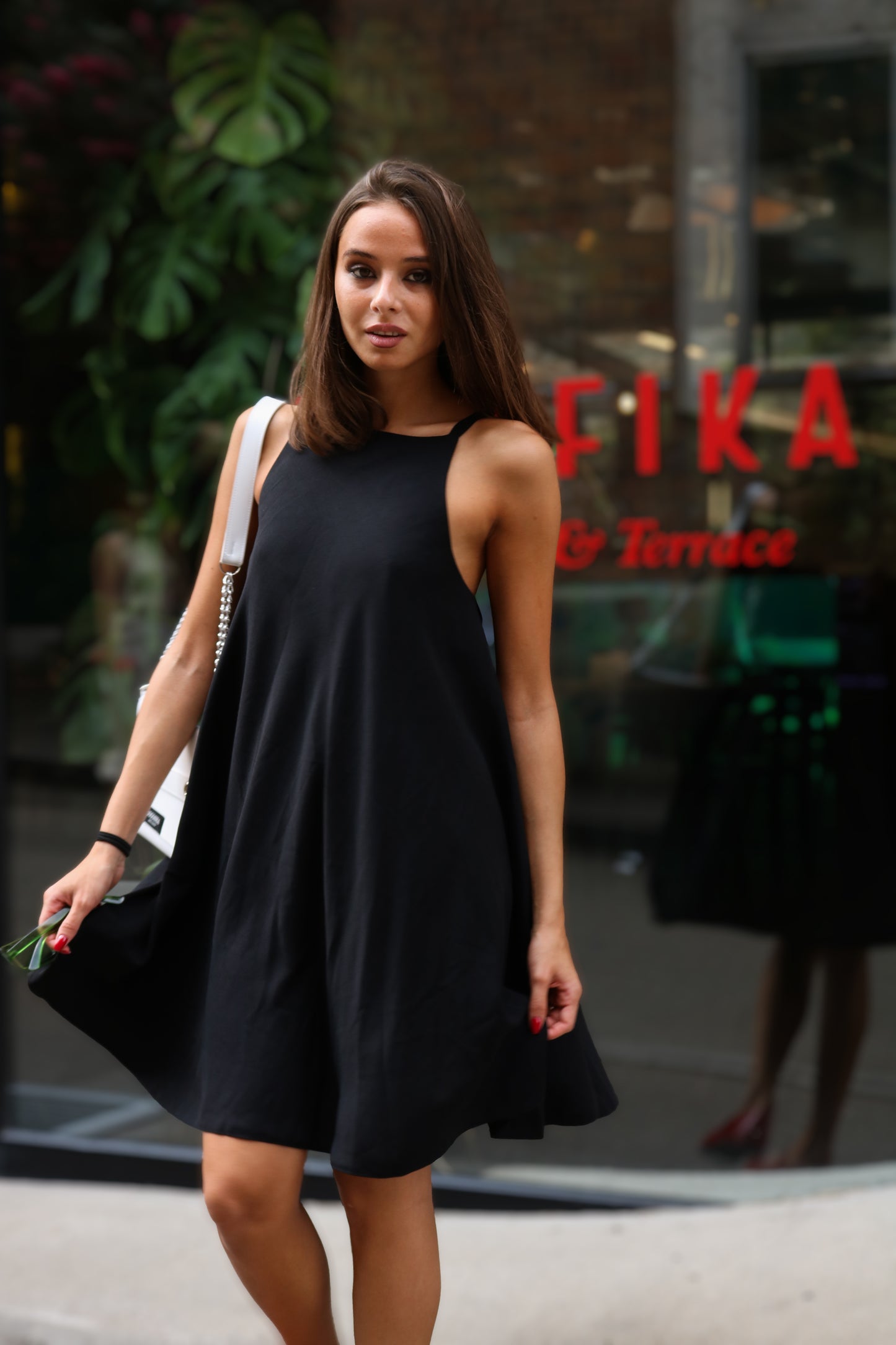 შავი კაბა თასმებით/Black dress with straps