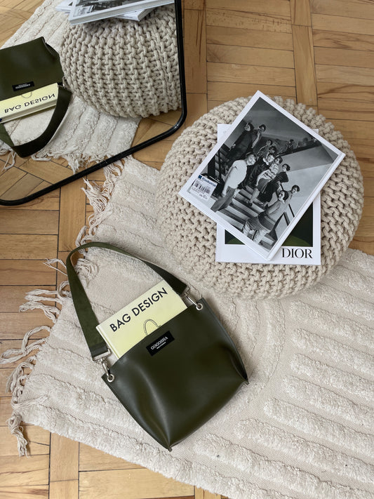 მუქი მწვანე მხრის ჩანთა/Dark green shoulder bag